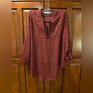 LUSH 3/4 Sleeve V-Neck Blouse